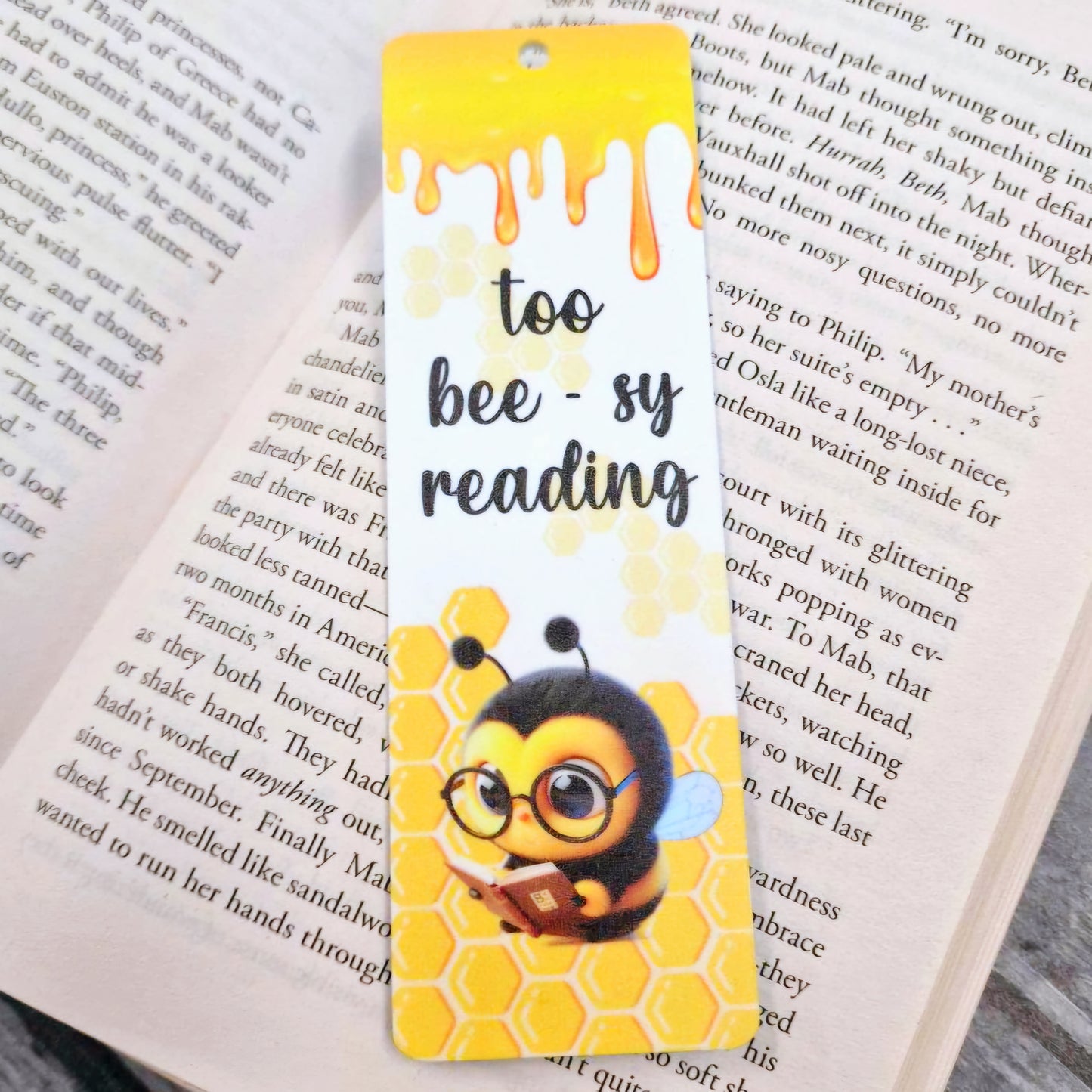 Buzzing Bees Bookmarks