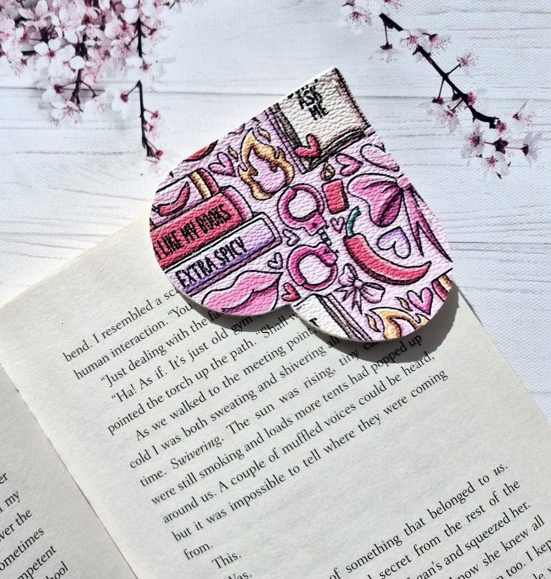 Spicy Pink Bookish Book Hugs