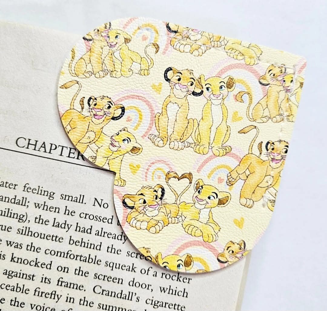 Lion King Book Hugs